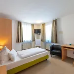 亚哈梅尔旅馆 3* 埃本湖