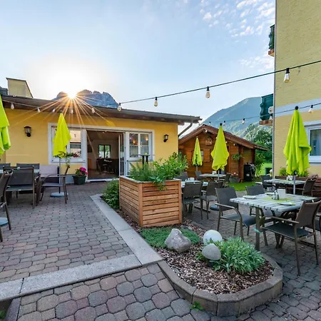 Πανσιόν Fruehstueckspension Haus Ahamer 2*