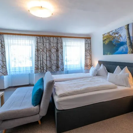 Fruehstueckspension Haus Ahamer 3* 에벤시
