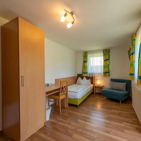 게스트하우스 Fruehstueckspension Haus Ahamer 에벤시
