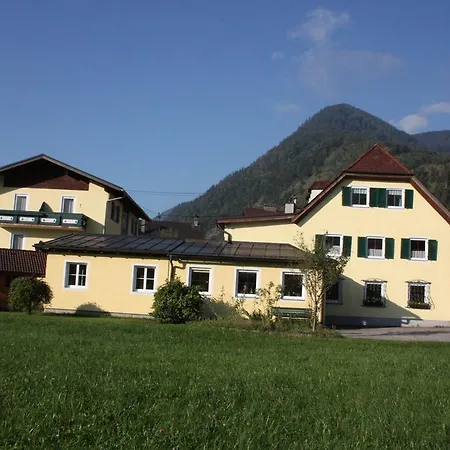 Fruehstueckspension Haus Ahamer 에벤시