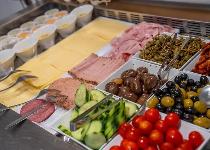 Гостевой дом Fruhstuckspension Haus Ahamer