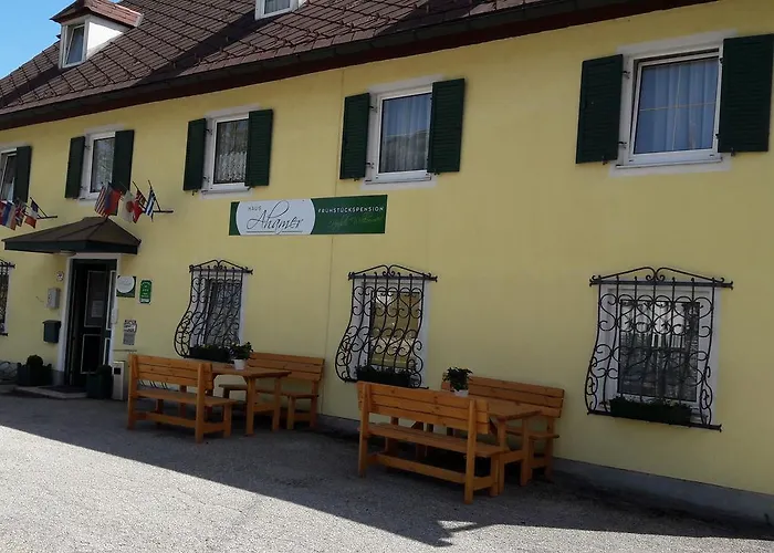 Vendégház Fruehstueckspension Haus Ahamer 3*